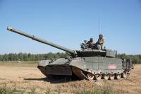 PKTM09587 Trumpeter Russian T-80BVM MBT.
